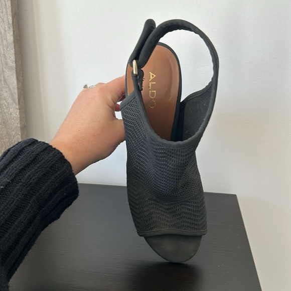 ALDO Women's Lovialla Black Nubuck Heels EUC - Picture 5 of 6